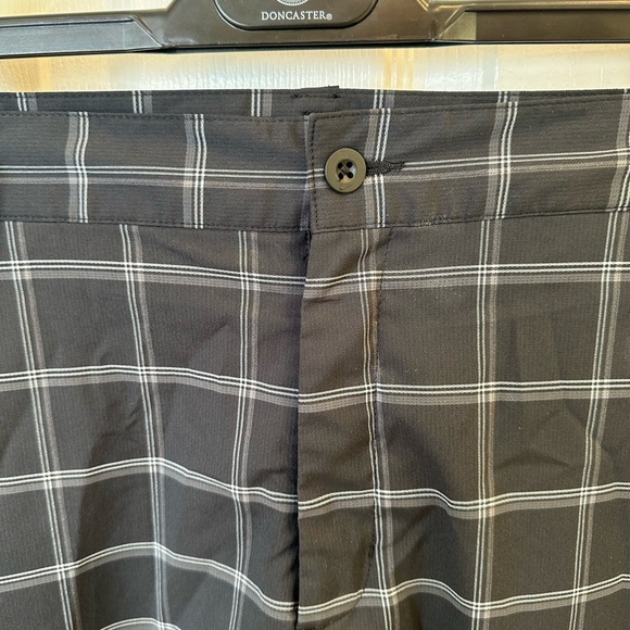 Nike Dri Fit Flat Front Plaid Golf Shorts Men’s Size 36 - Picture 4 of 6